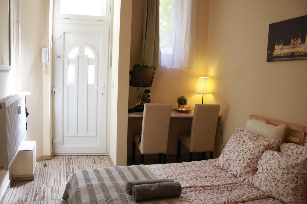 Budget Apartment Будапеща Екстериор снимка